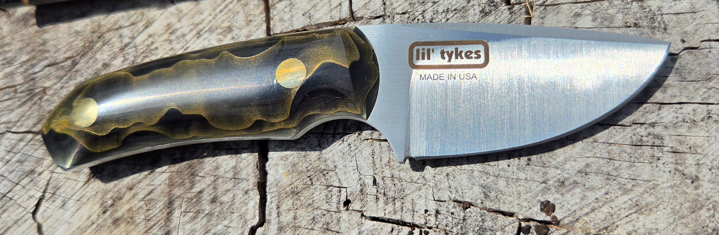 LIL' TYKE' -Drop point- Brass mesh in epoxy, brass pins
